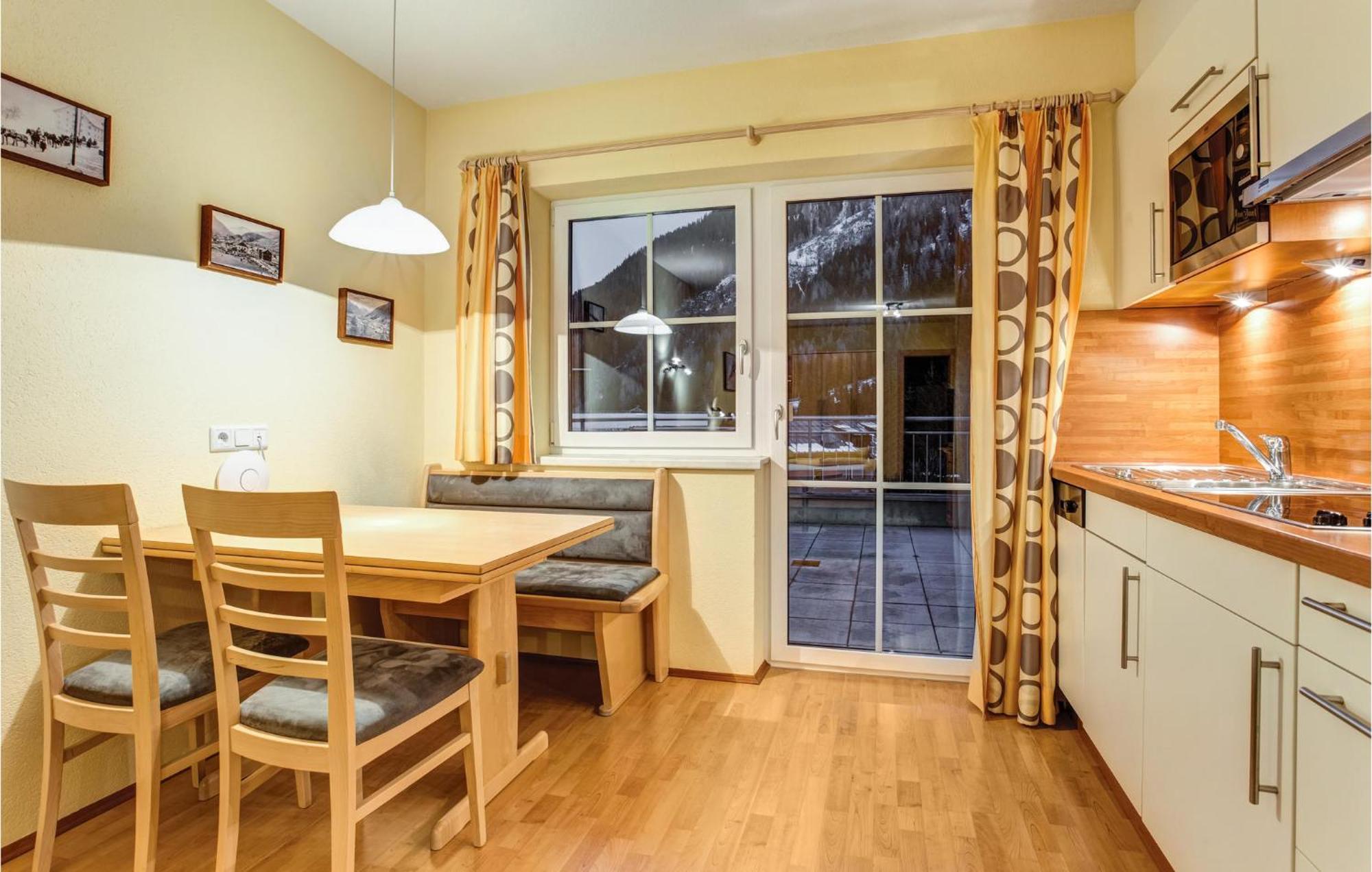 Nice Apartment In St, Anton With Kitchenette Sankt Anton am Arlberg Esterno foto